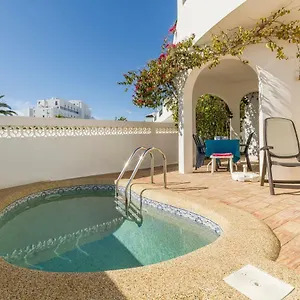 Casa Tulipa , Luz Portugal